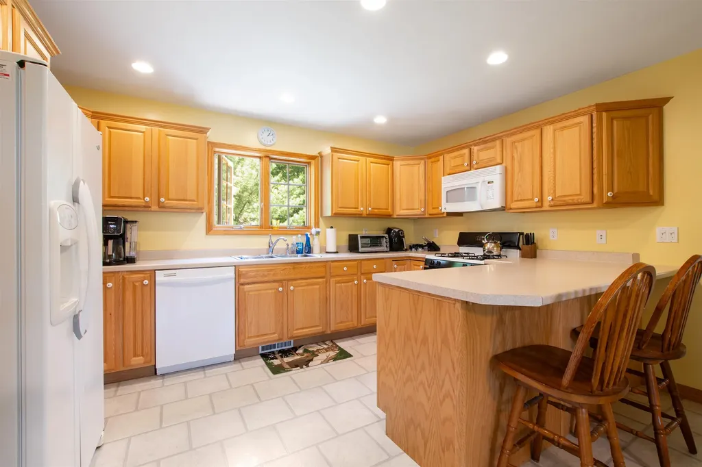 2006 Hutchins Street Berlin NH 03570