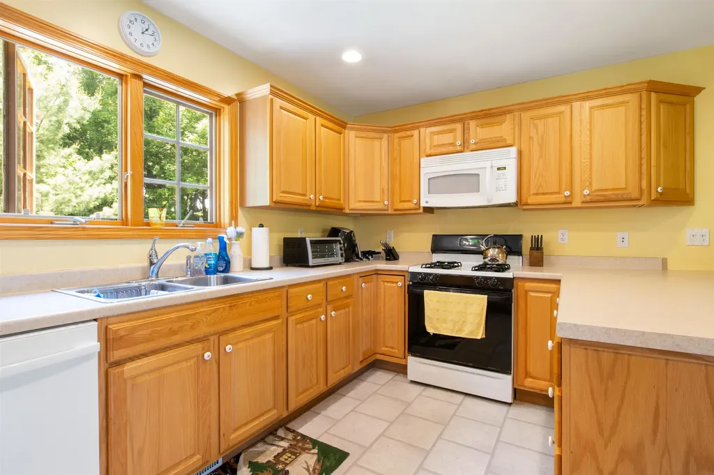 2006 Hutchins Street Berlin NH 03570