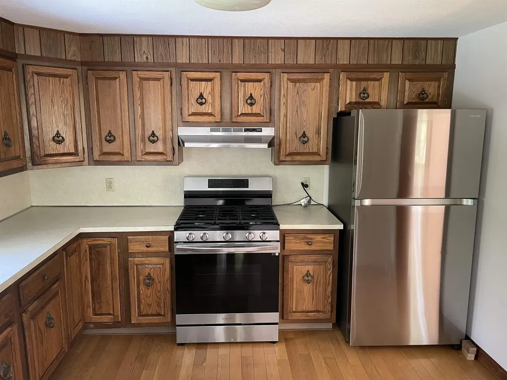 28 Garrison Lane Madbury NH 03823