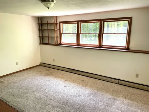 28 Garrison Lane Madbury NH 03823