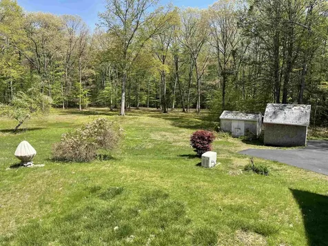 28 Garrison Lane Madbury NH 03823