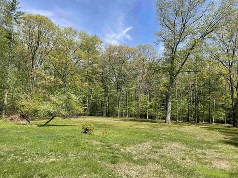 28 Garrison Lane Madbury NH 03823