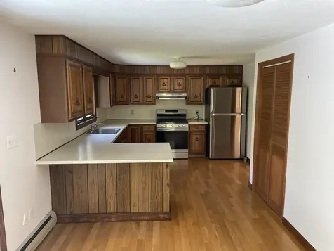 28 Garrison Lane Madbury NH 03823