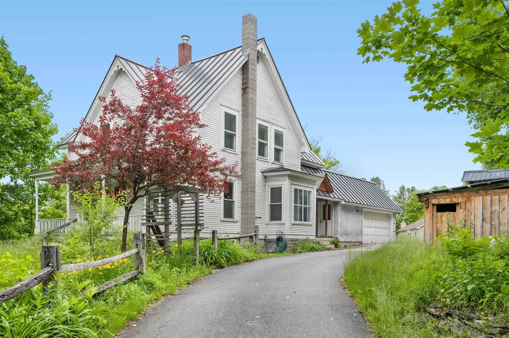 37 Sterling Hill Road Barre Town VT 05641