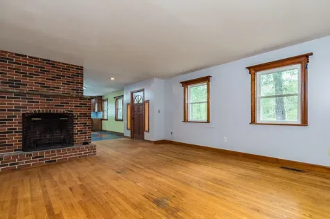 120 Old Lee Road Newfields NH 03856