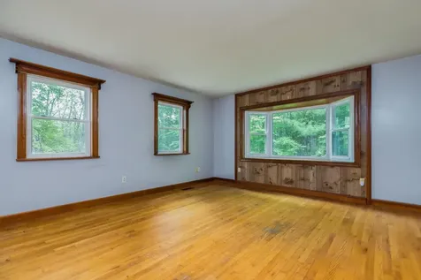 120 Old Lee Road Newfields NH 03856