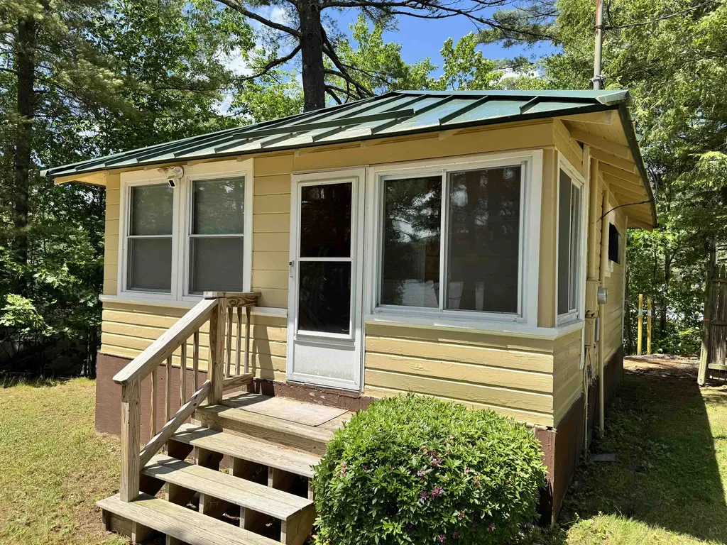 305 West Main Street Conway NH 03818
