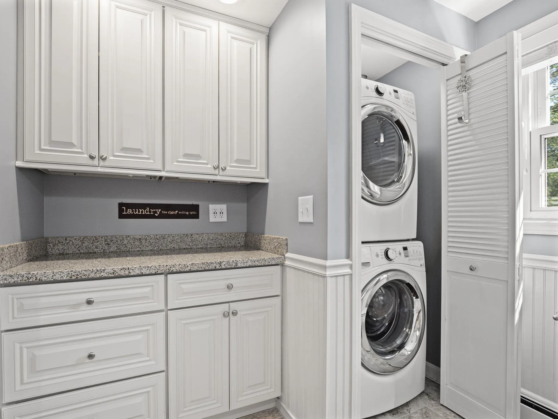 44 Mcquade Brook Road Bedford NH 03110