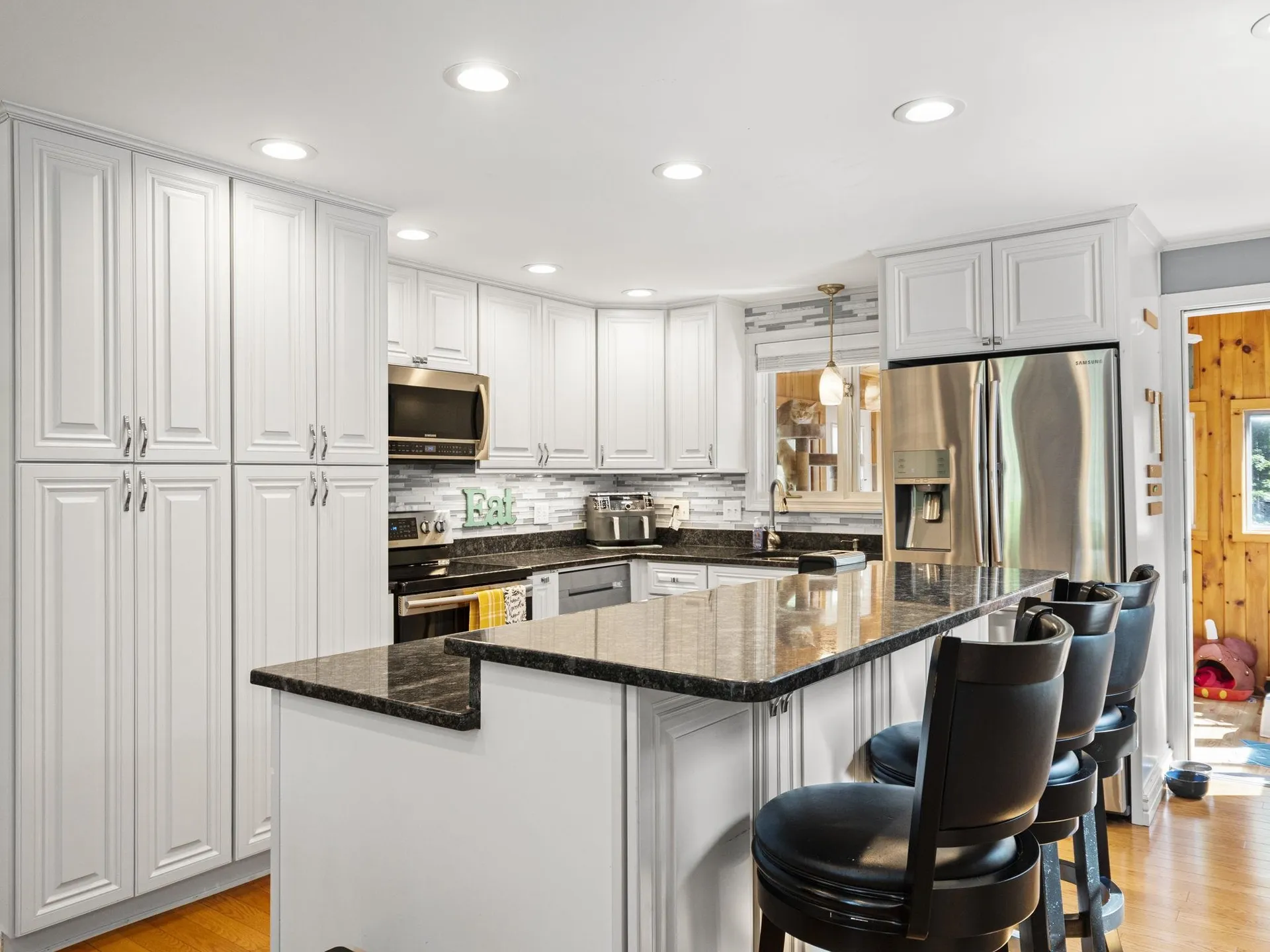 44 Mcquade Brook Road Bedford NH 03110