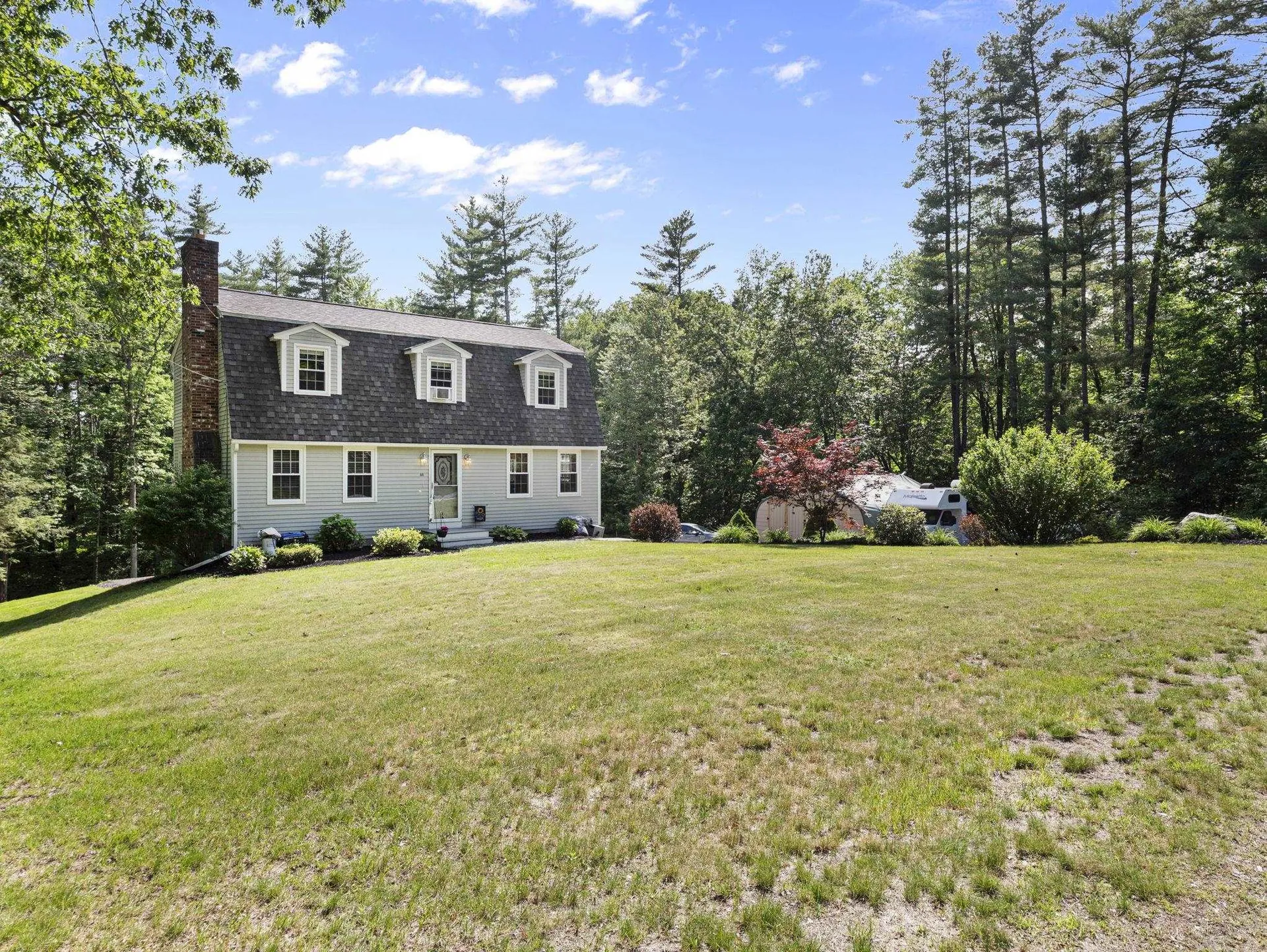 44 Mcquade Brook Road Bedford NH 03110