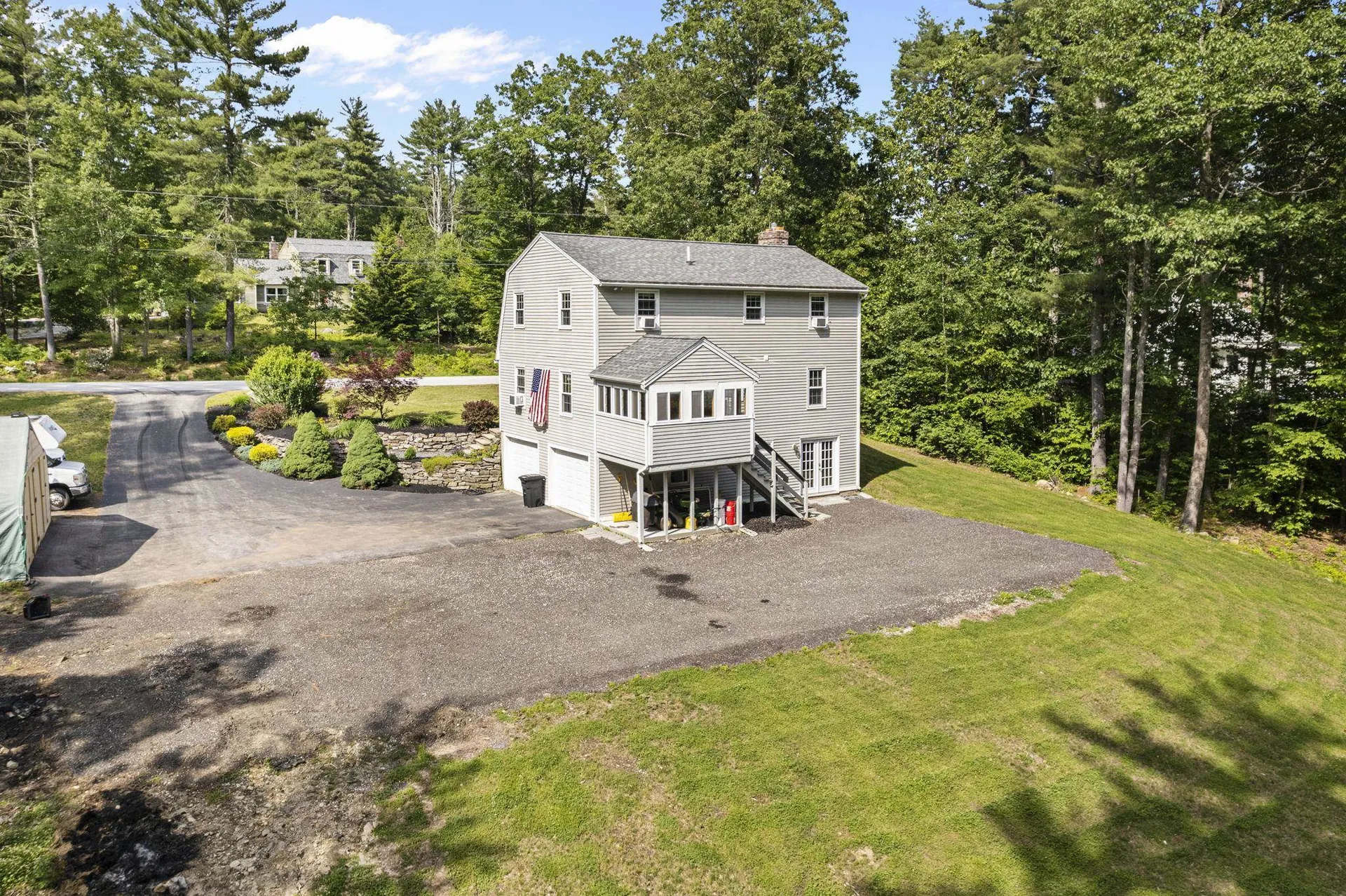 44 Mcquade Brook Road Bedford NH 03110