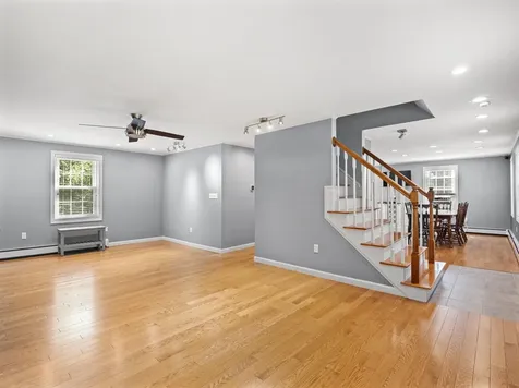 44 Mcquade Brook Road Bedford NH 03110