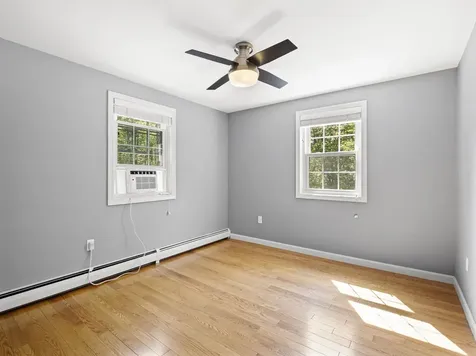 44 Mcquade Brook Road Bedford NH 03110