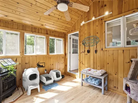 44 Mcquade Brook Road Bedford NH 03110