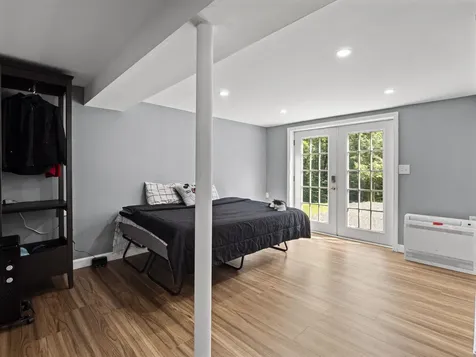 44 Mcquade Brook Road Bedford NH 03110