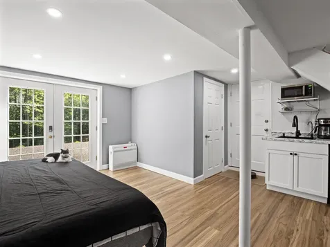 44 Mcquade Brook Road Bedford NH 03110