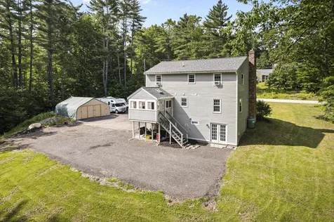 44 Mcquade Brook Road Bedford NH 03110