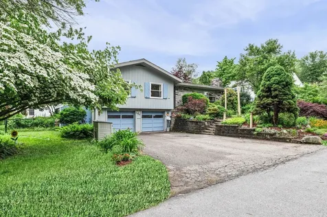 4 Sauer Terrace Durham NH 03824