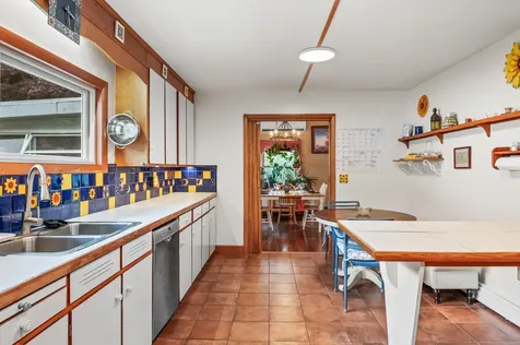 4 Sauer Terrace Durham NH 03824