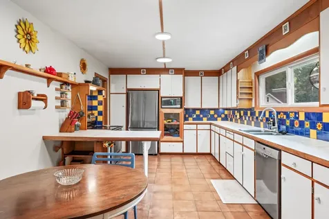 4 Sauer Terrace Durham NH 03824