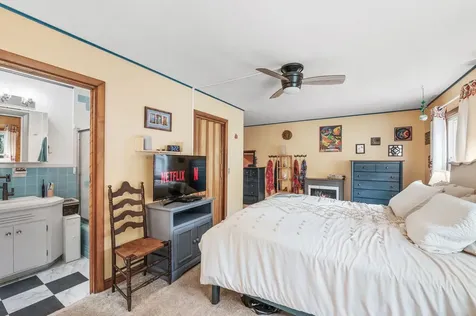 4 Sauer Terrace Durham NH 03824