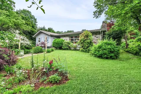 4 Sauer Terrace Durham NH 03824