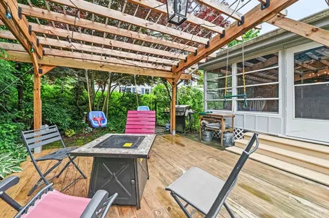 4 Sauer Terrace Durham NH 03824