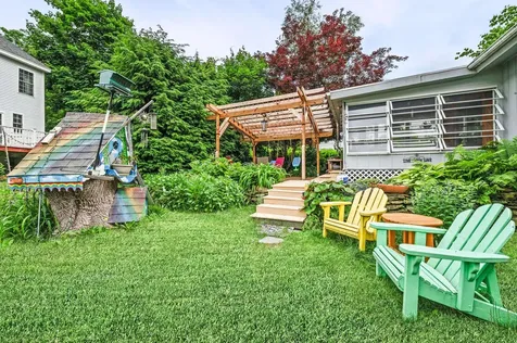 4 Sauer Terrace Durham NH 03824