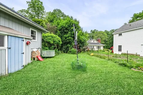 4 Sauer Terrace Durham NH 03824