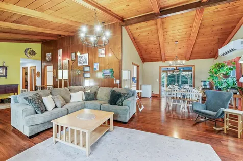 4 Sauer Terrace Durham NH 03824