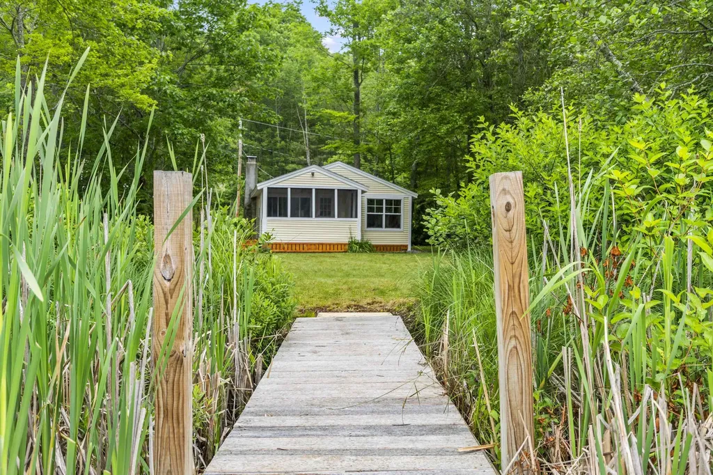 60 Eagle Drive Barrington NH 03825