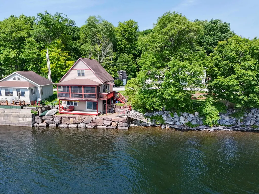 681 Abnaki Road North Hero VT 05474