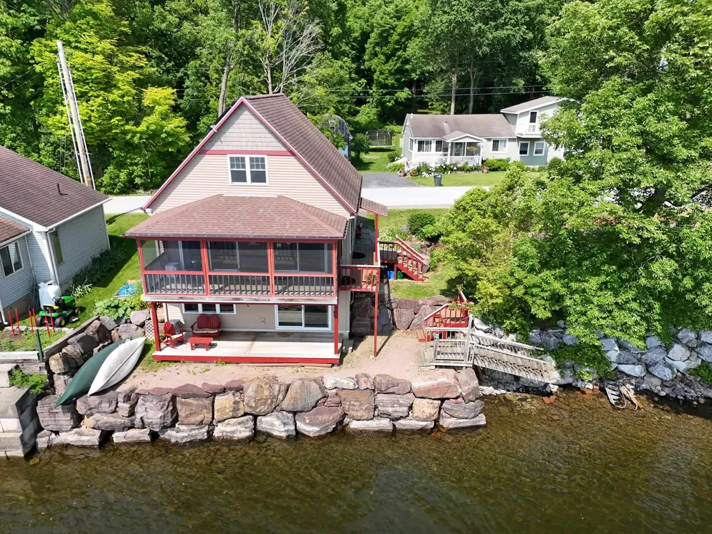 681 Abnaki Road North Hero VT 05474