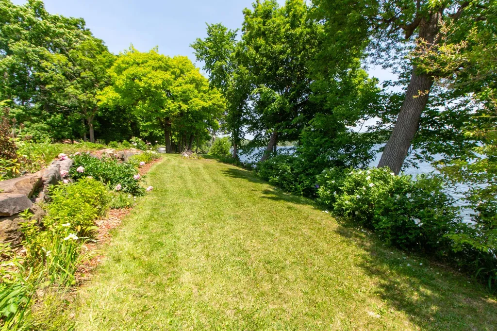 681 Abnaki Road North Hero VT 05474