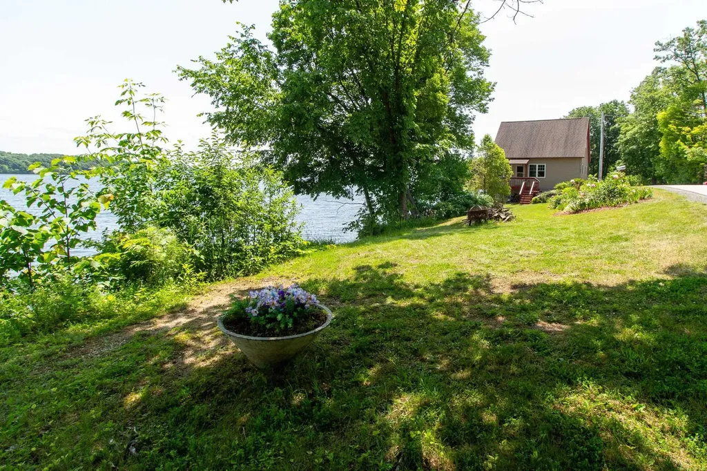 681 Abnaki Road North Hero VT 05474