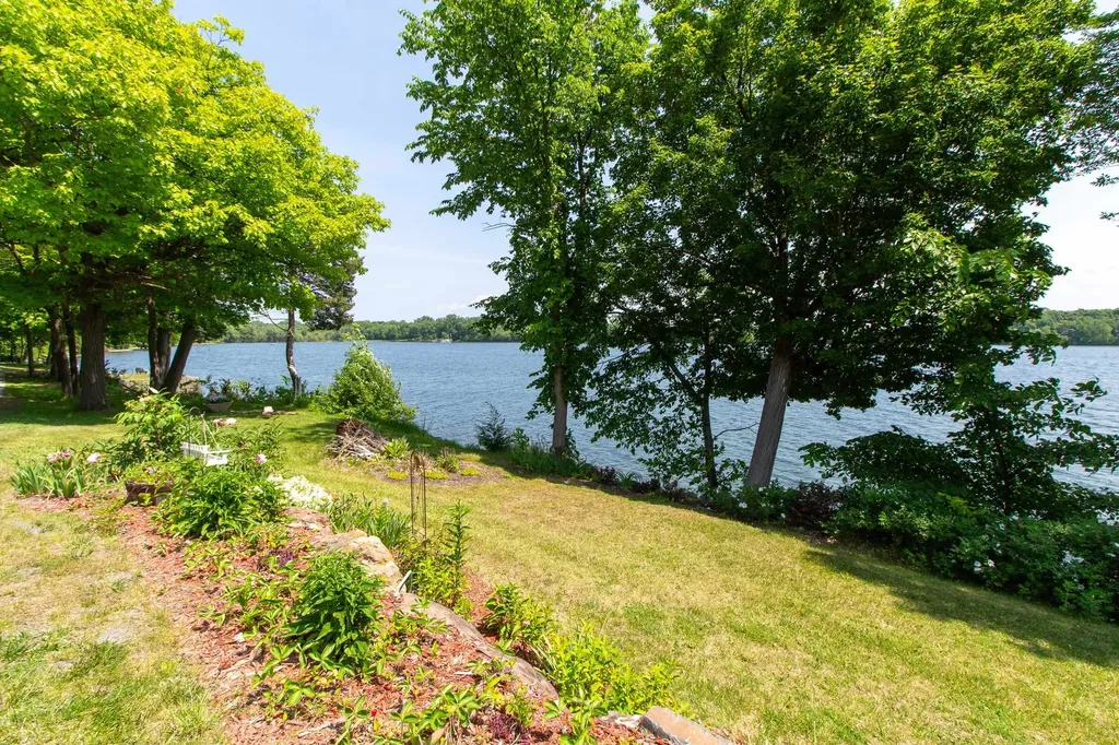681 Abnaki Road North Hero VT 05474