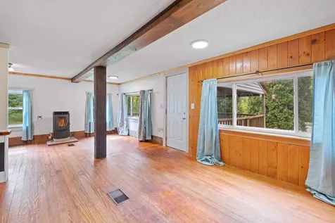 79 West End Road Landaff NH 03585