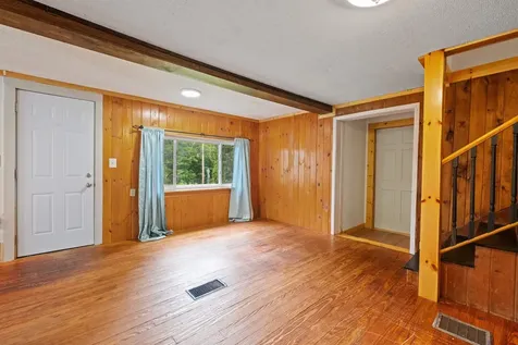 79 West End Road Landaff NH 03585