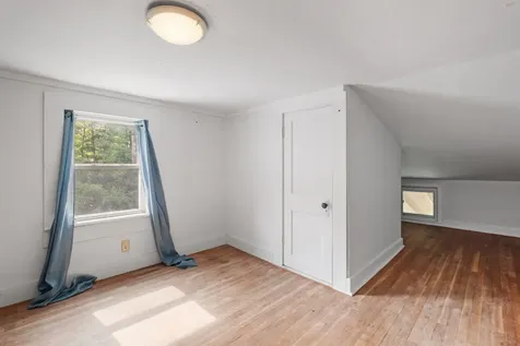 79 West End Road Landaff NH 03585