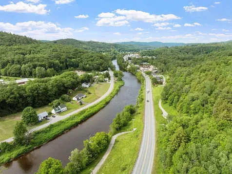 79 West End Road Landaff NH 03585