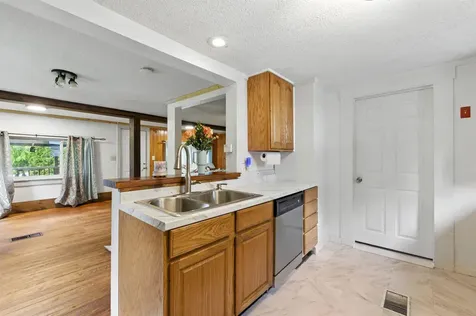 79 West End Road Landaff NH 03585