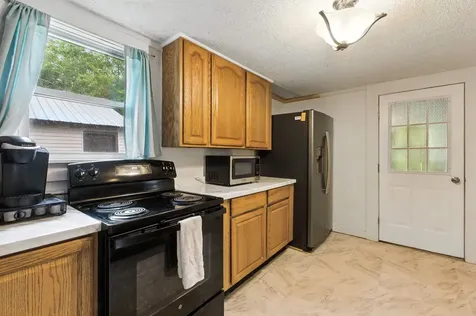 79 West End Road Landaff NH 03585