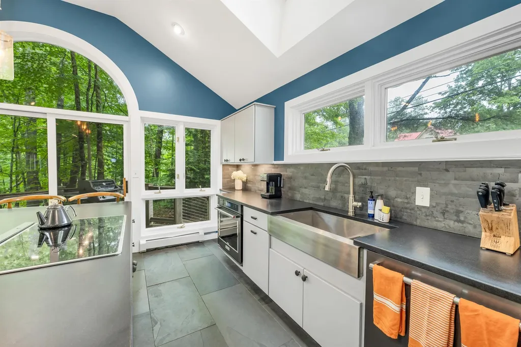 679 Kearsarge Road Conway NH 03860