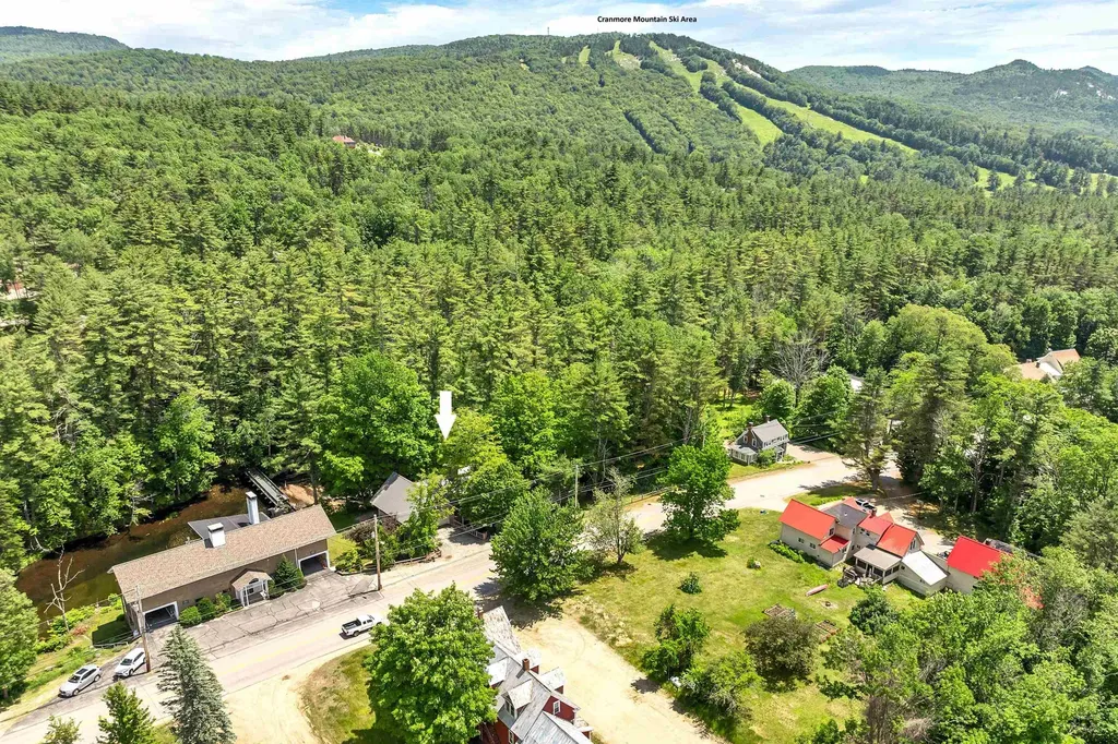 679 Kearsarge Road Conway NH 03860