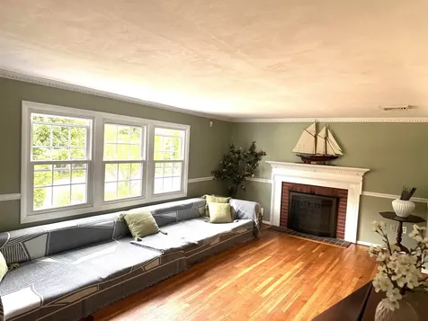 39 Mill Pond Road Durham NH 03824