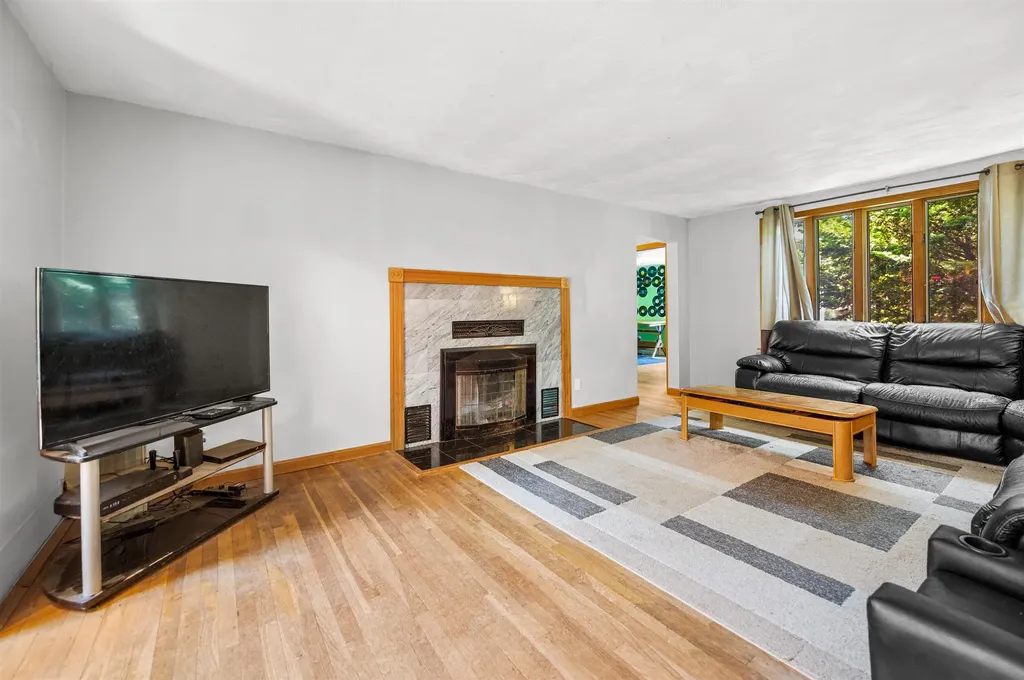 17 North Avenue Plaistow NH 03865