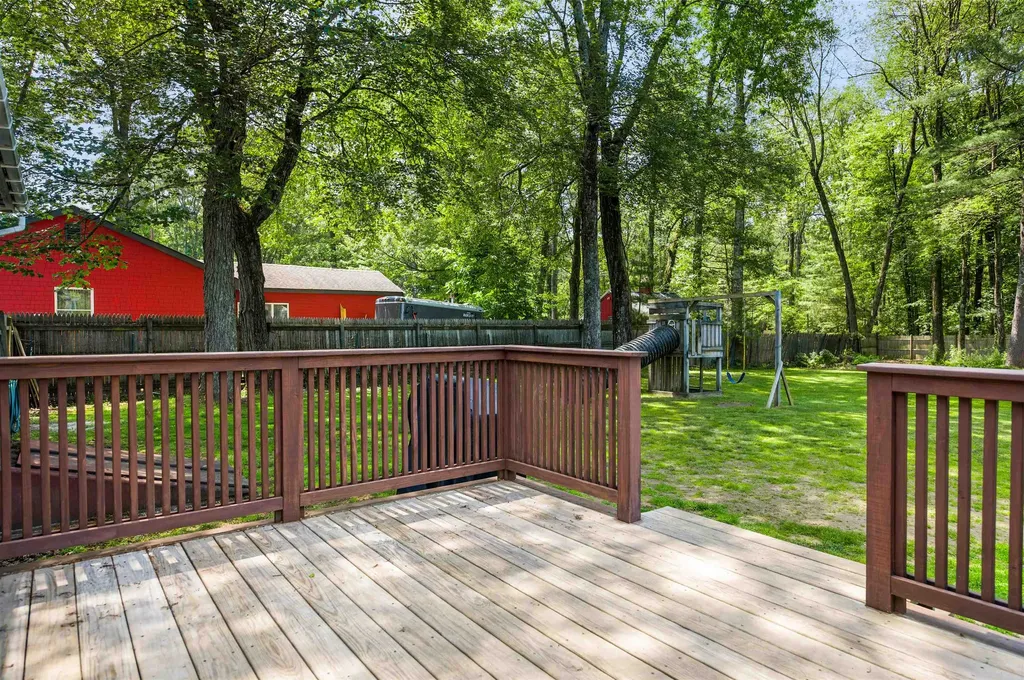 17 North Avenue Plaistow NH 03865