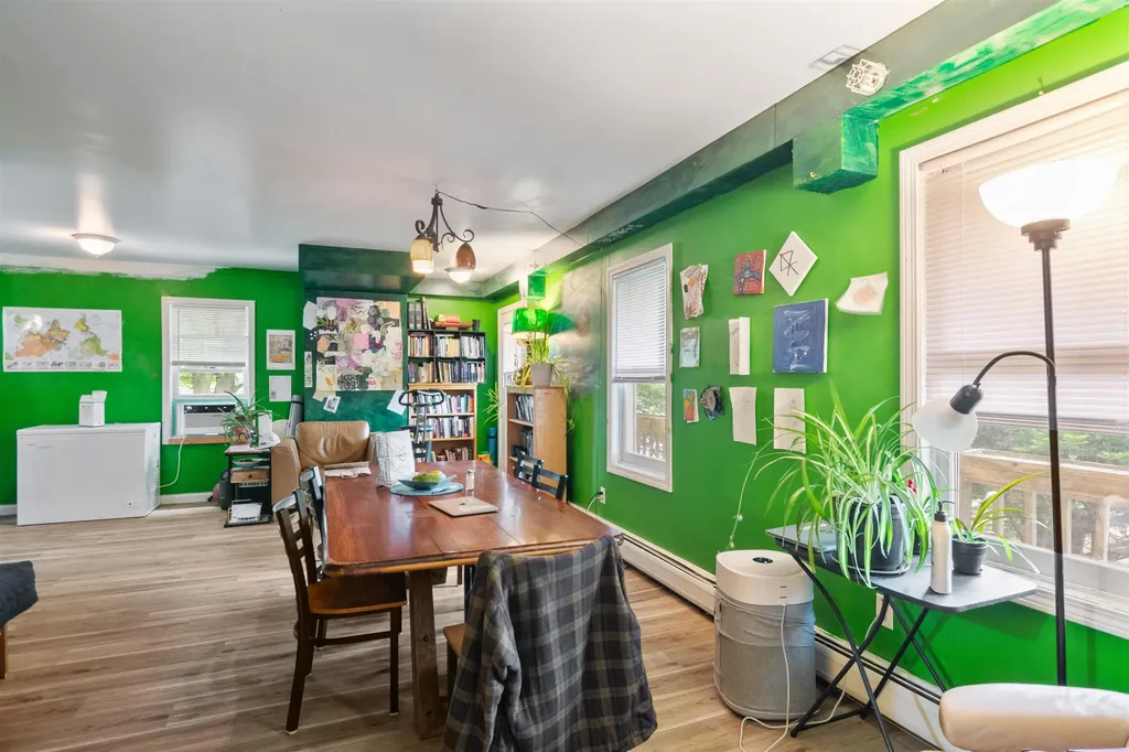 226 Manhattan Drive Burlington VT 05401