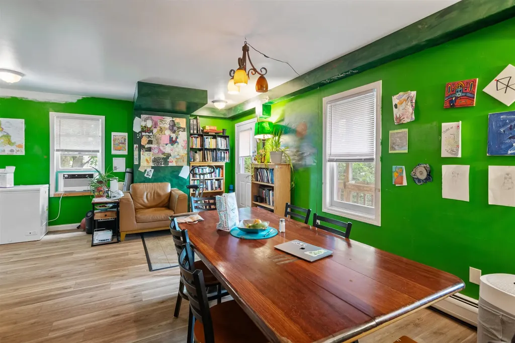 226 Manhattan Drive Burlington VT 05401