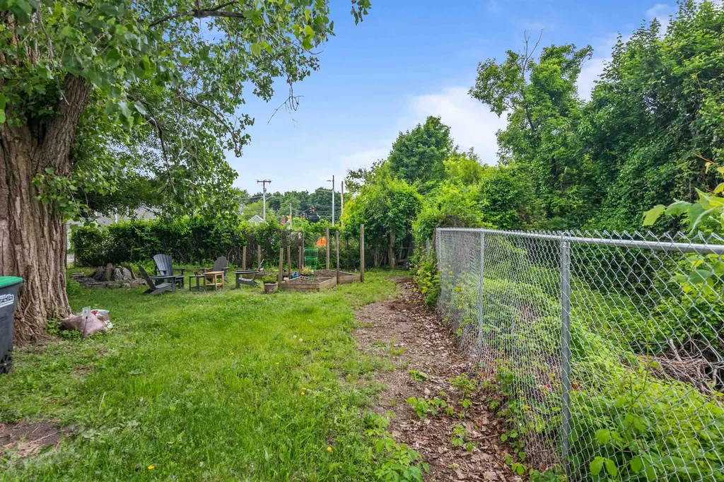 226 Manhattan Drive Burlington VT 05401